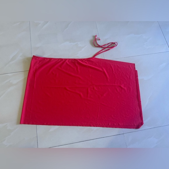 - La Blanca  by Rod Beattie red Beyond Pareo Wrap Cover-Up - Picture 9 of 11